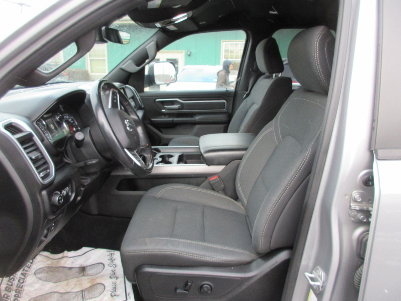 RAM 1500 Big Horn Quad Cab 4WD 2019