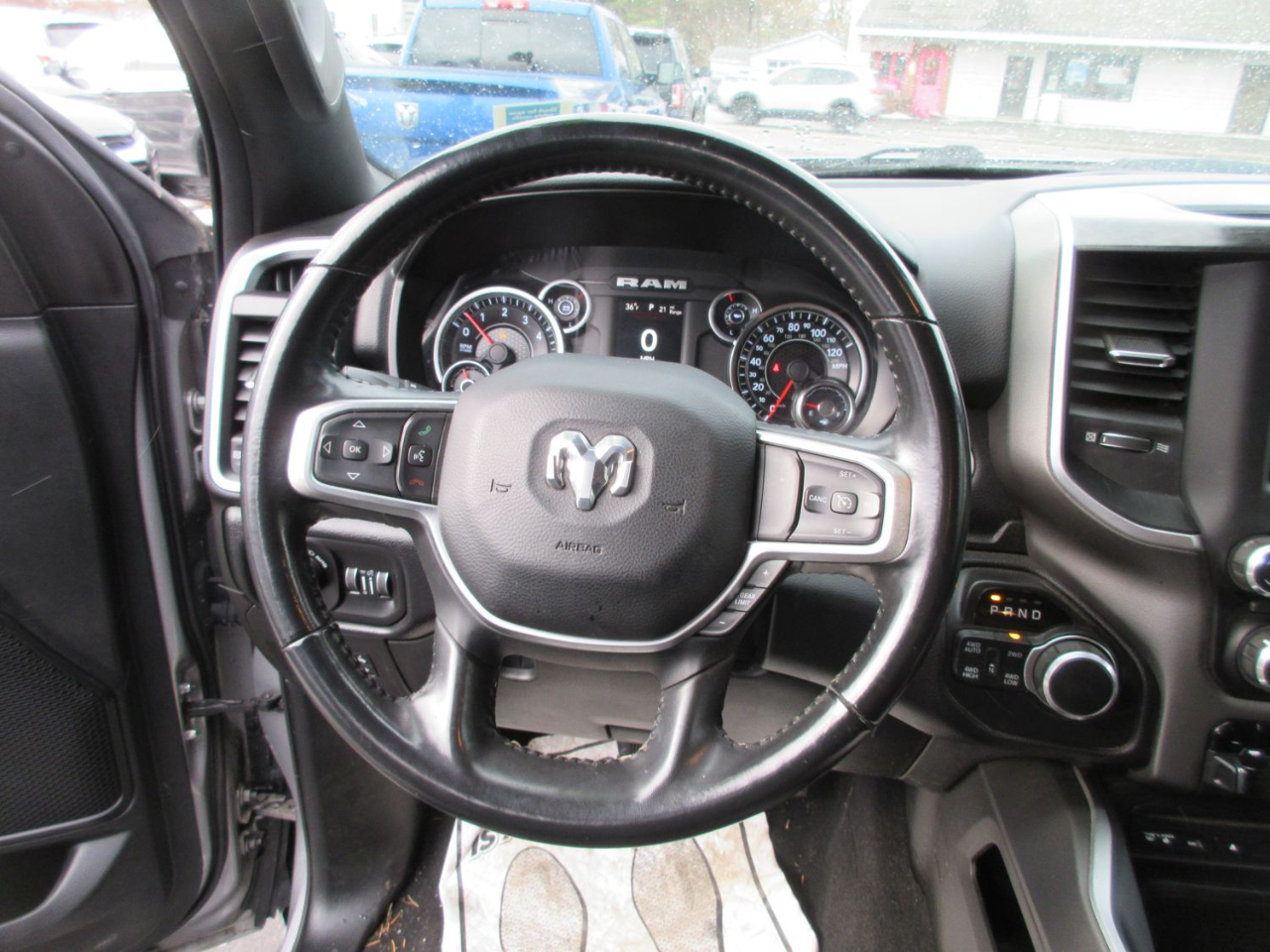 RAM 1500 Big Horn Quad Cab 4WD 2019