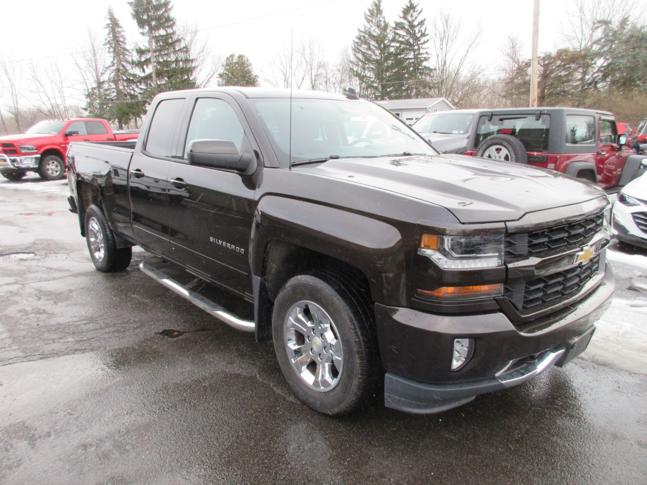 Chevrolet Silverado 1500 LT Double Cab 4WD 2018