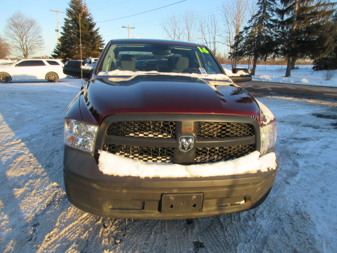 RAM 1500 Tradesman Crew Cab LWB 4WD 2016