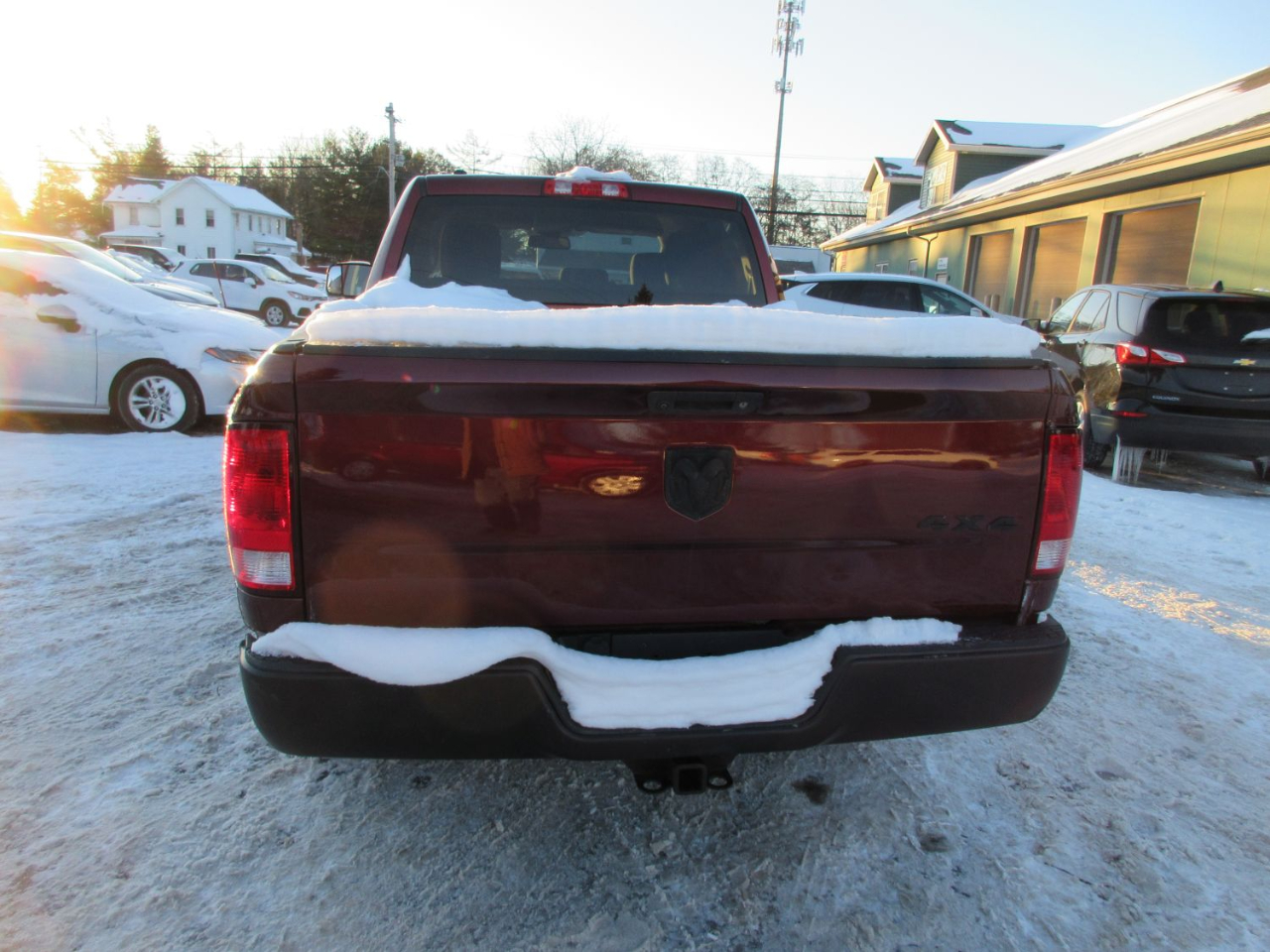 RAM 1500 Tradesman Crew Cab LWB 4WD 2016