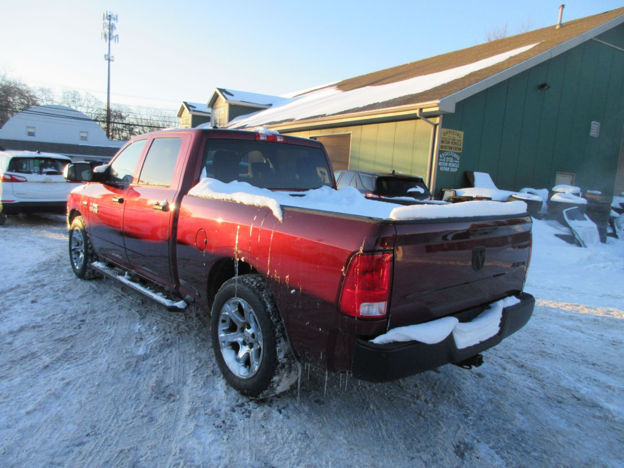RAM 1500 Tradesman Crew Cab LWB 4WD 2016