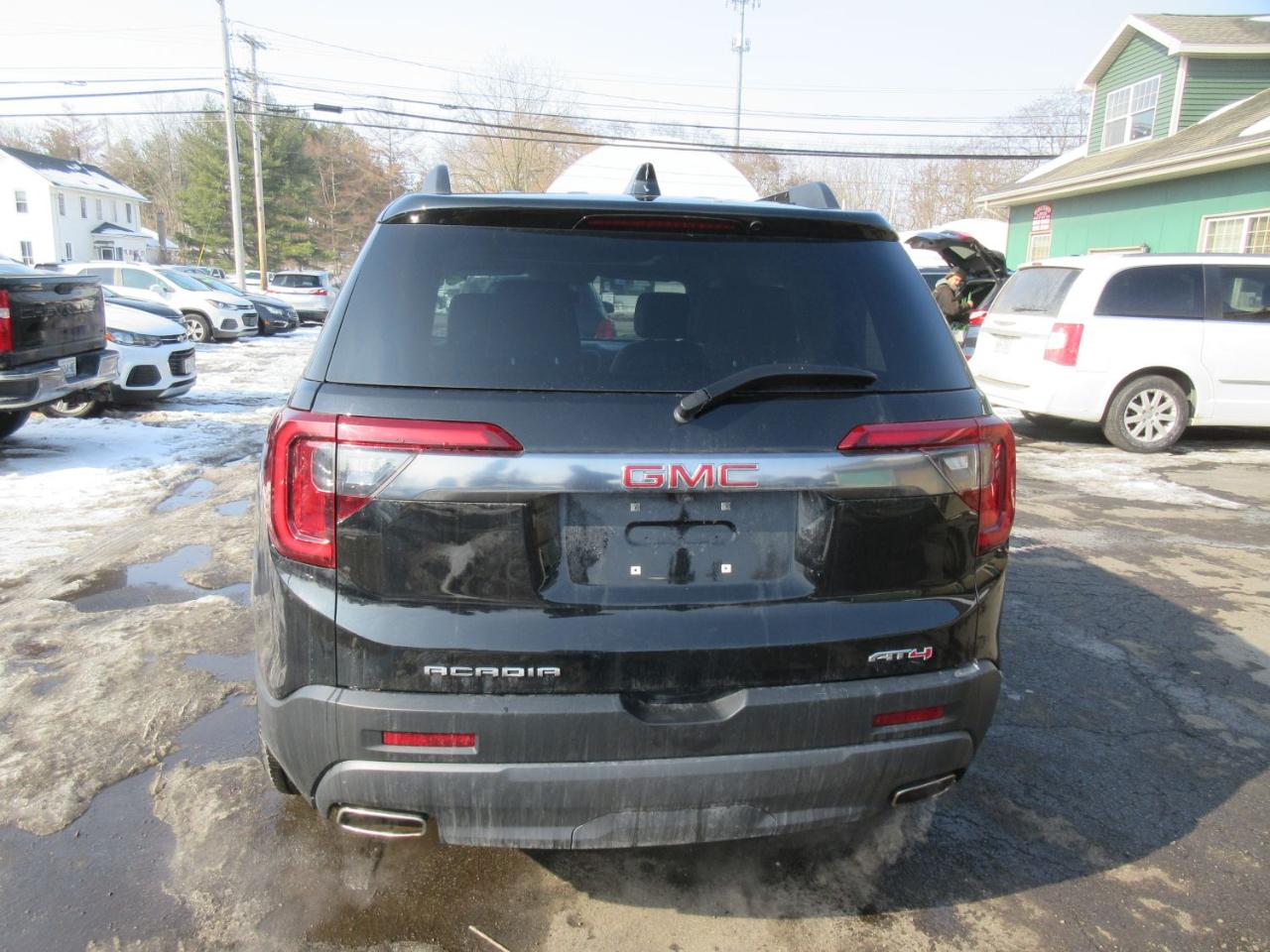 GMC Acadia SLE 2023