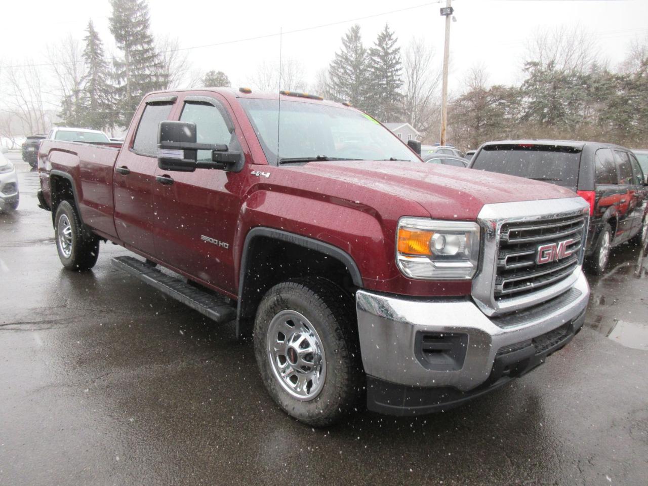 GMC Sierra 3500HD Base Double Cab Long Box 4WD 2015