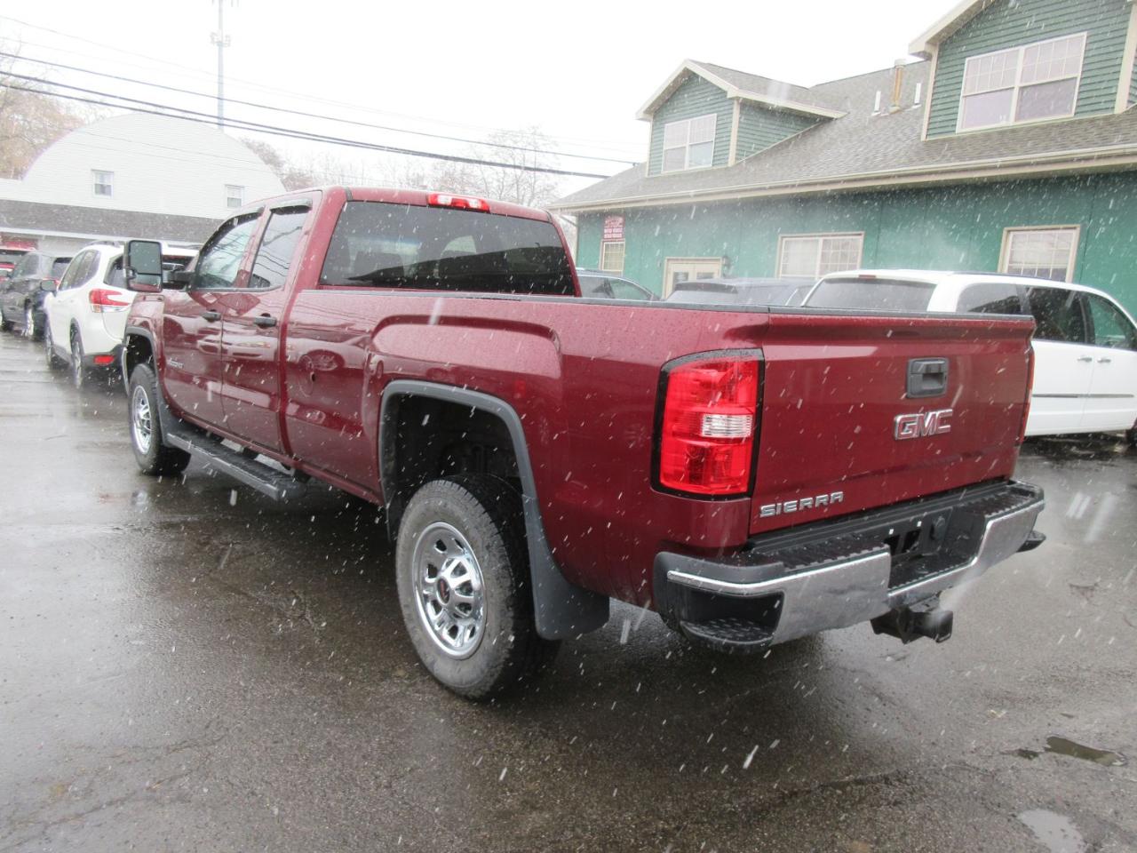 GMC Sierra 3500HD Base Double Cab Long Box 4WD 2015