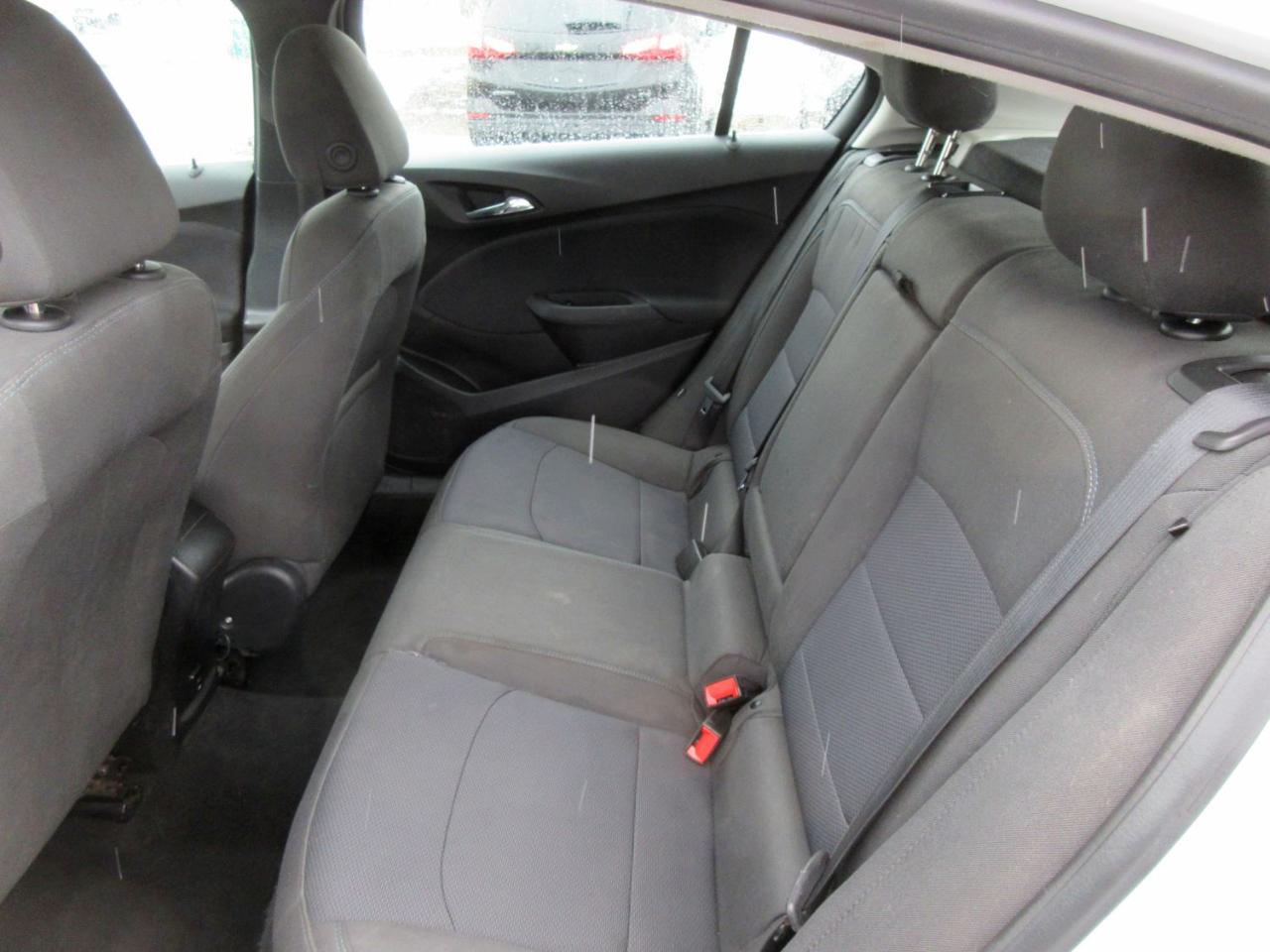 Chevrolet Cruze LT Auto Hatchback 2018