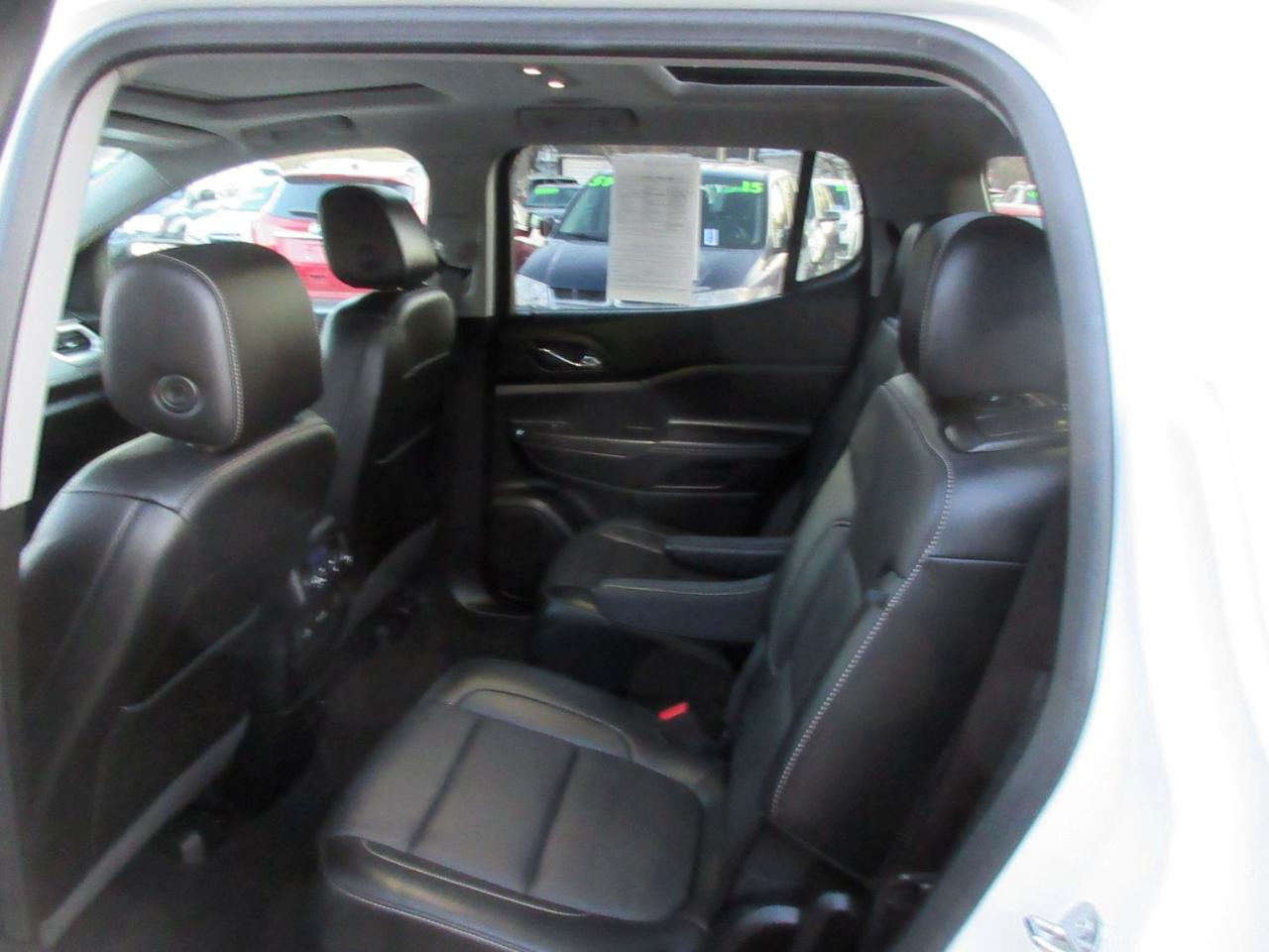 GMC Acadia SLT AWD 2023