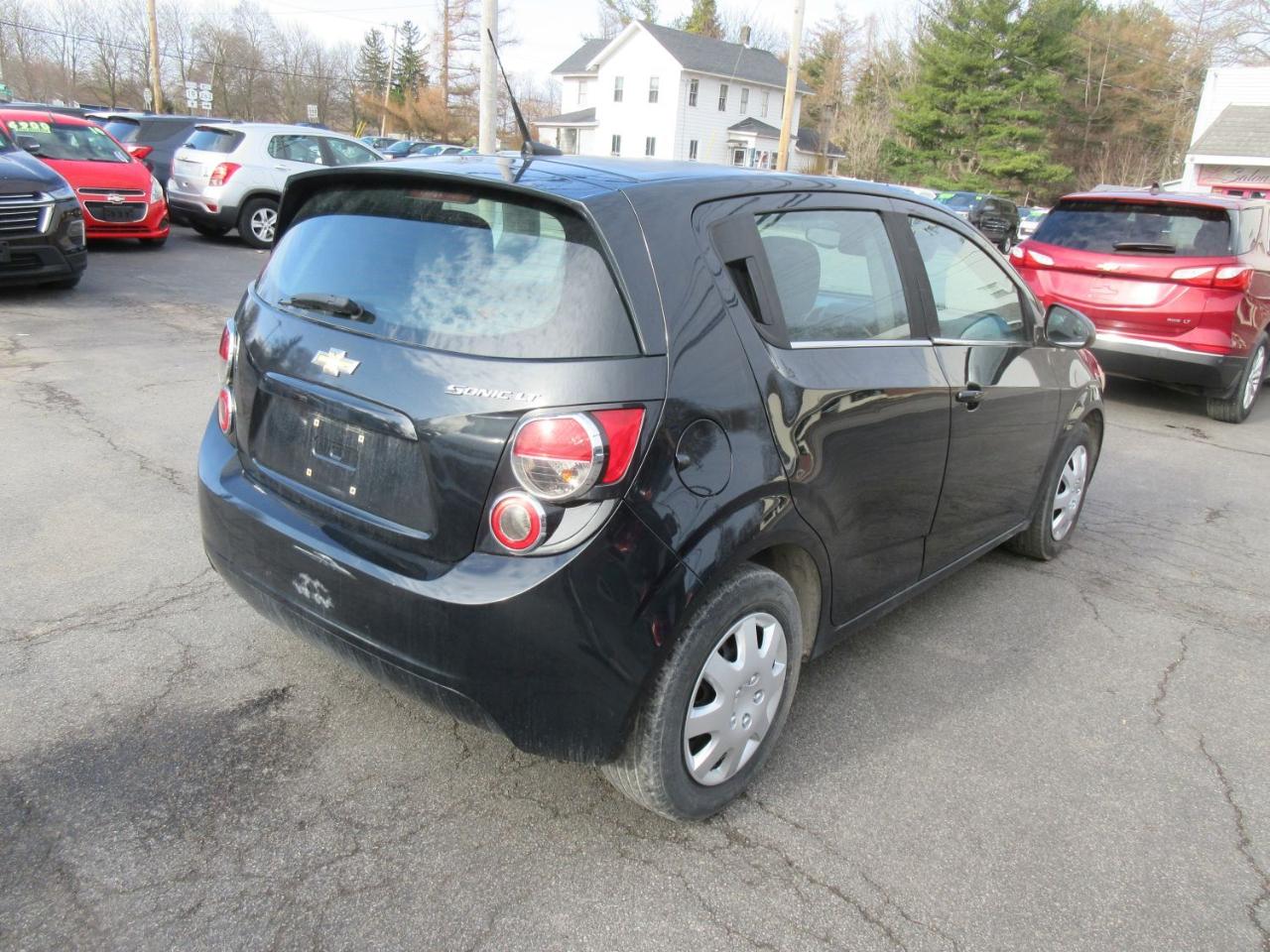 Chevrolet Sonic LT Auto 5-Door 2014