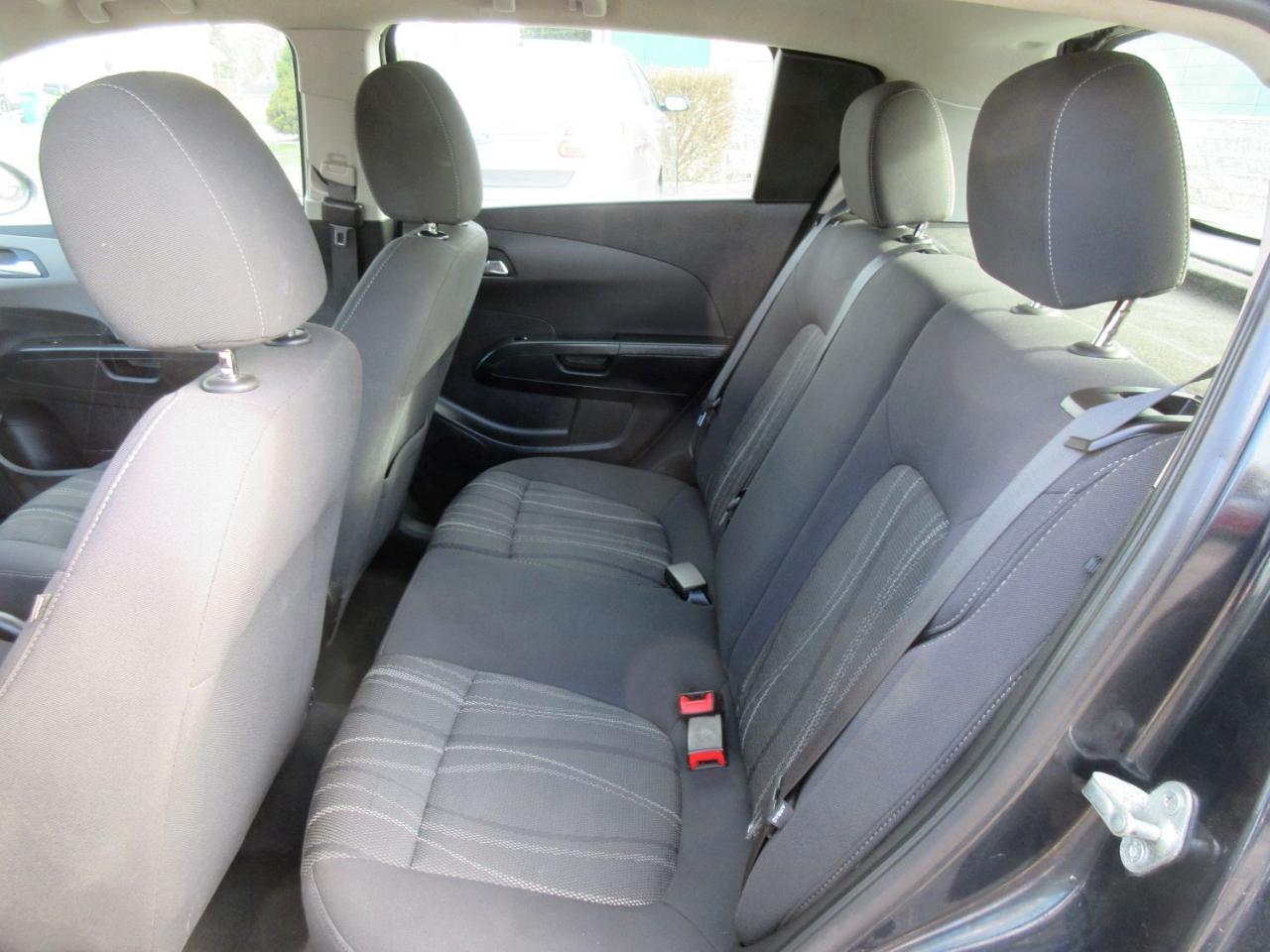 Chevrolet Sonic LT Auto 5-Door 2014