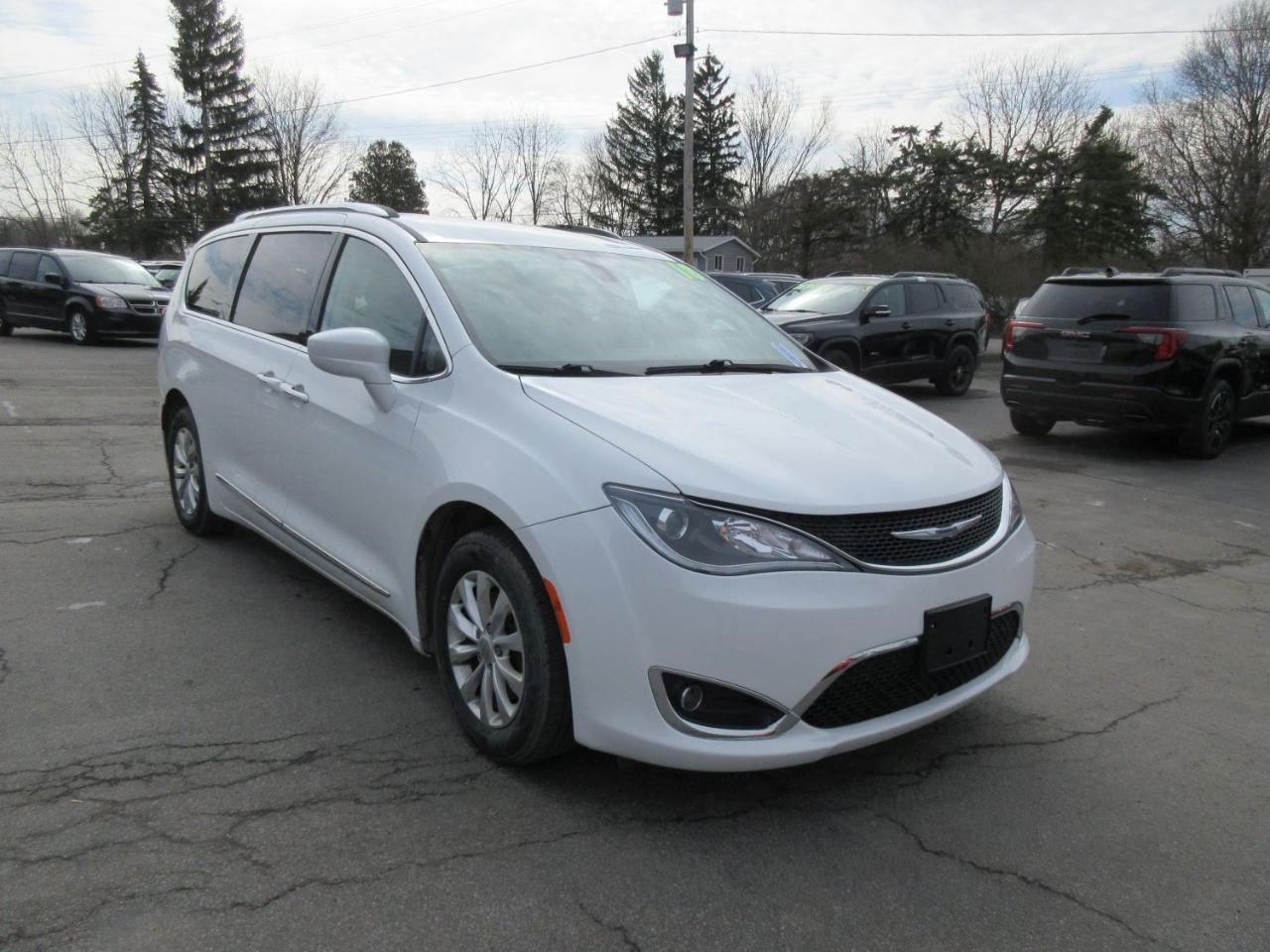 Chrysler Pacifica Touring-L 2018