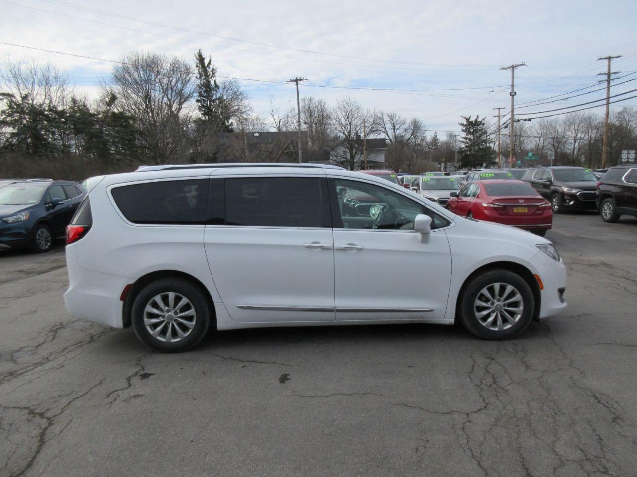 Chrysler Pacifica Touring-L 2018