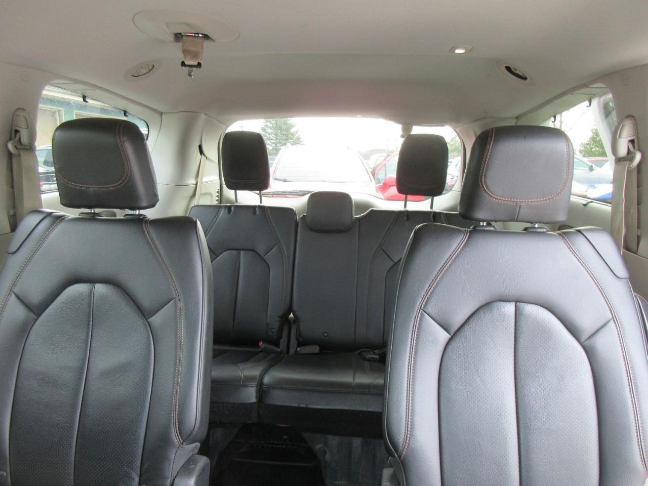 Chrysler Pacifica Touring-L 2018