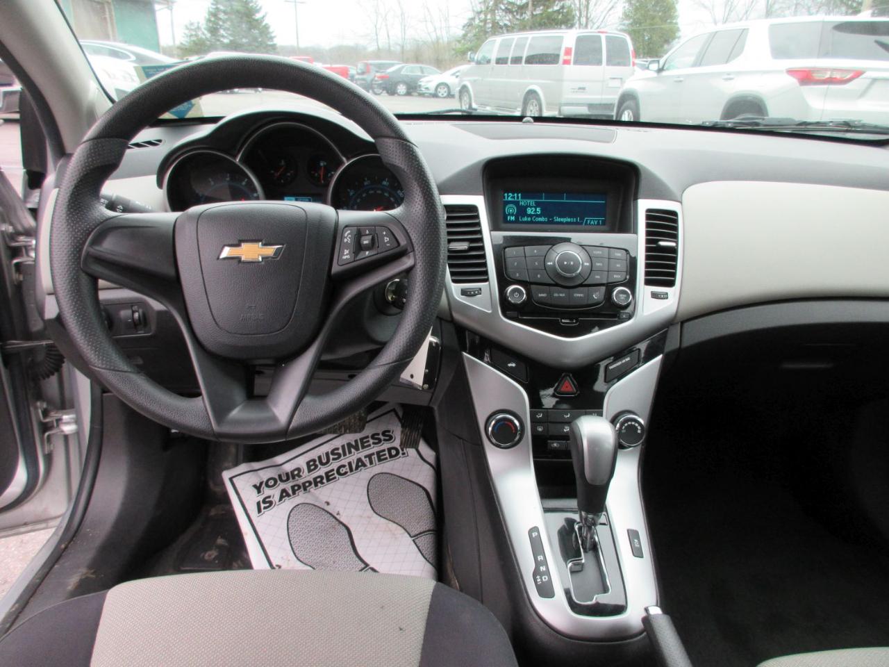 Chevrolet Cruze LS Auto 2015