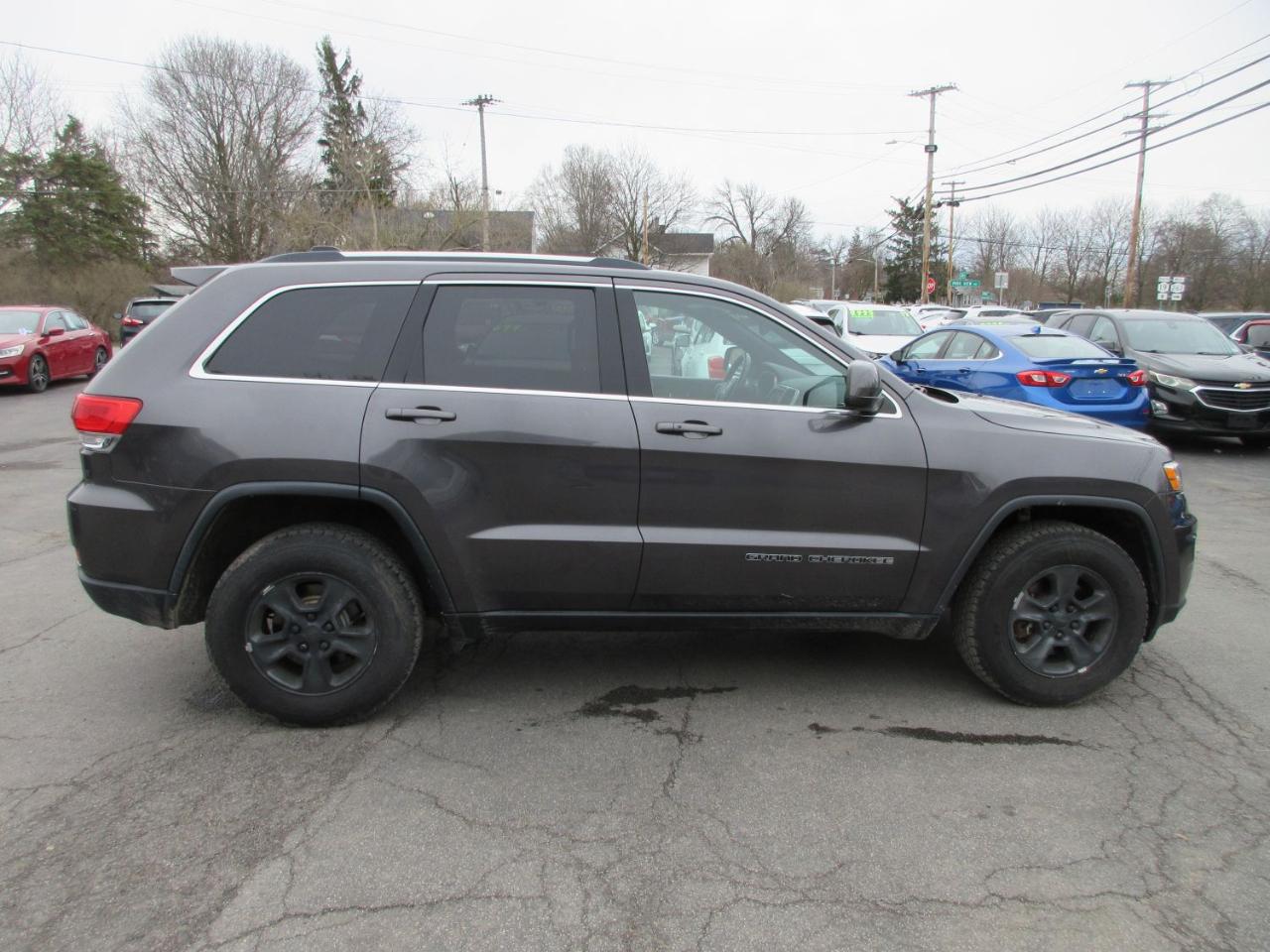Jeep Grand Cherokee Laredo 4WD 2017