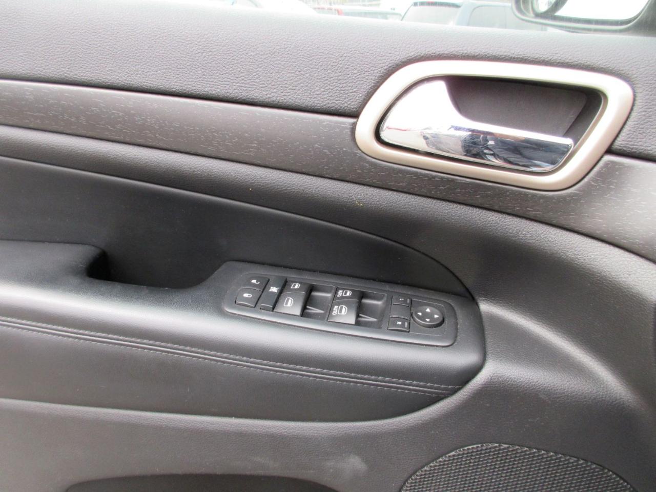 Jeep Grand Cherokee Laredo 4WD 2017