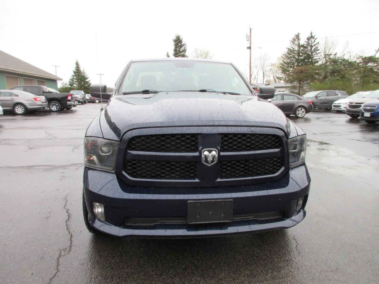 RAM 1500 Tradesman Quad Cab 4WD 2018