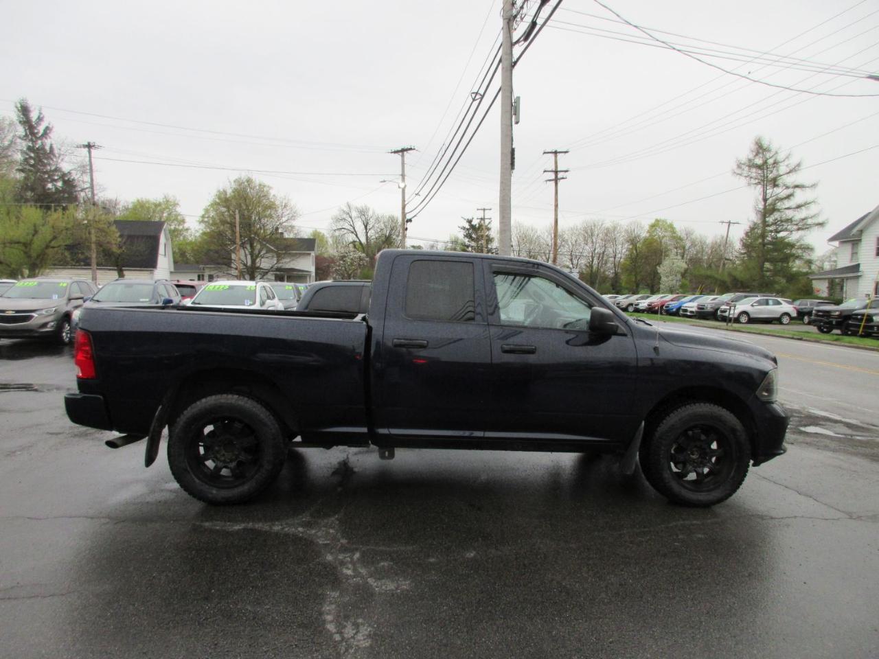 RAM 1500 Tradesman Quad Cab 4WD 2018