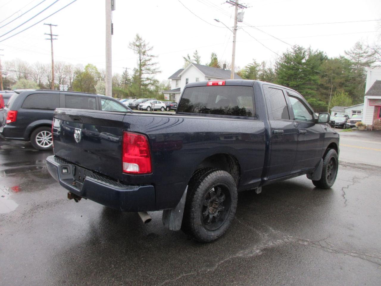 RAM 1500 Tradesman Quad Cab 4WD 2018