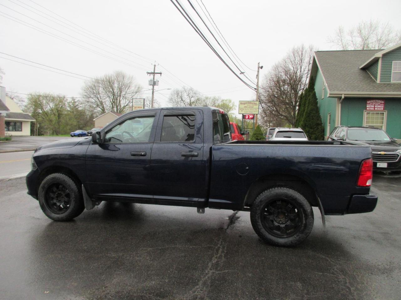 RAM 1500 Tradesman Quad Cab 4WD 2018