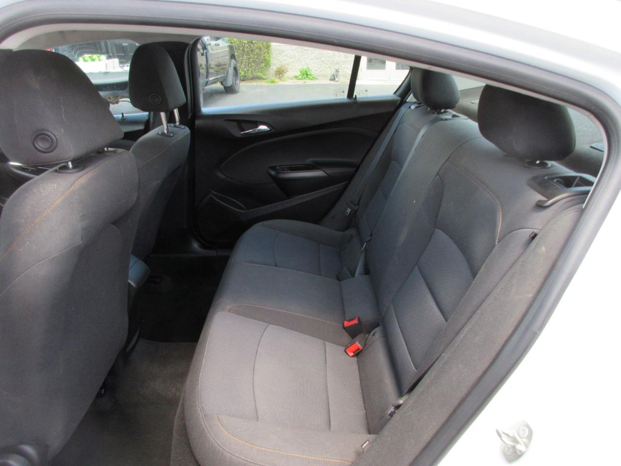 Chevrolet Cruze LS Auto 2018