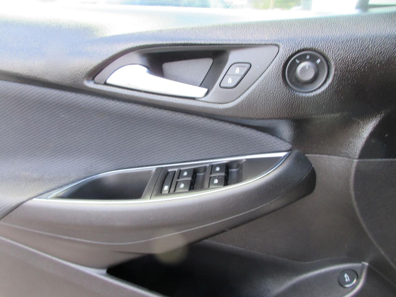 Chevrolet Cruze LS Auto 2018