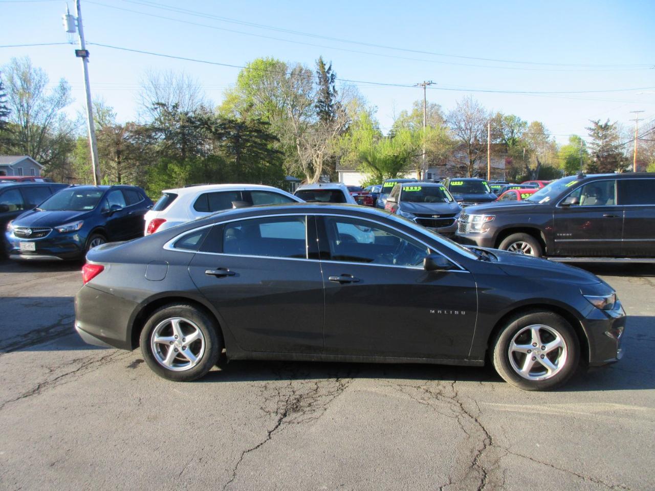 Chevrolet Malibu LS 2018