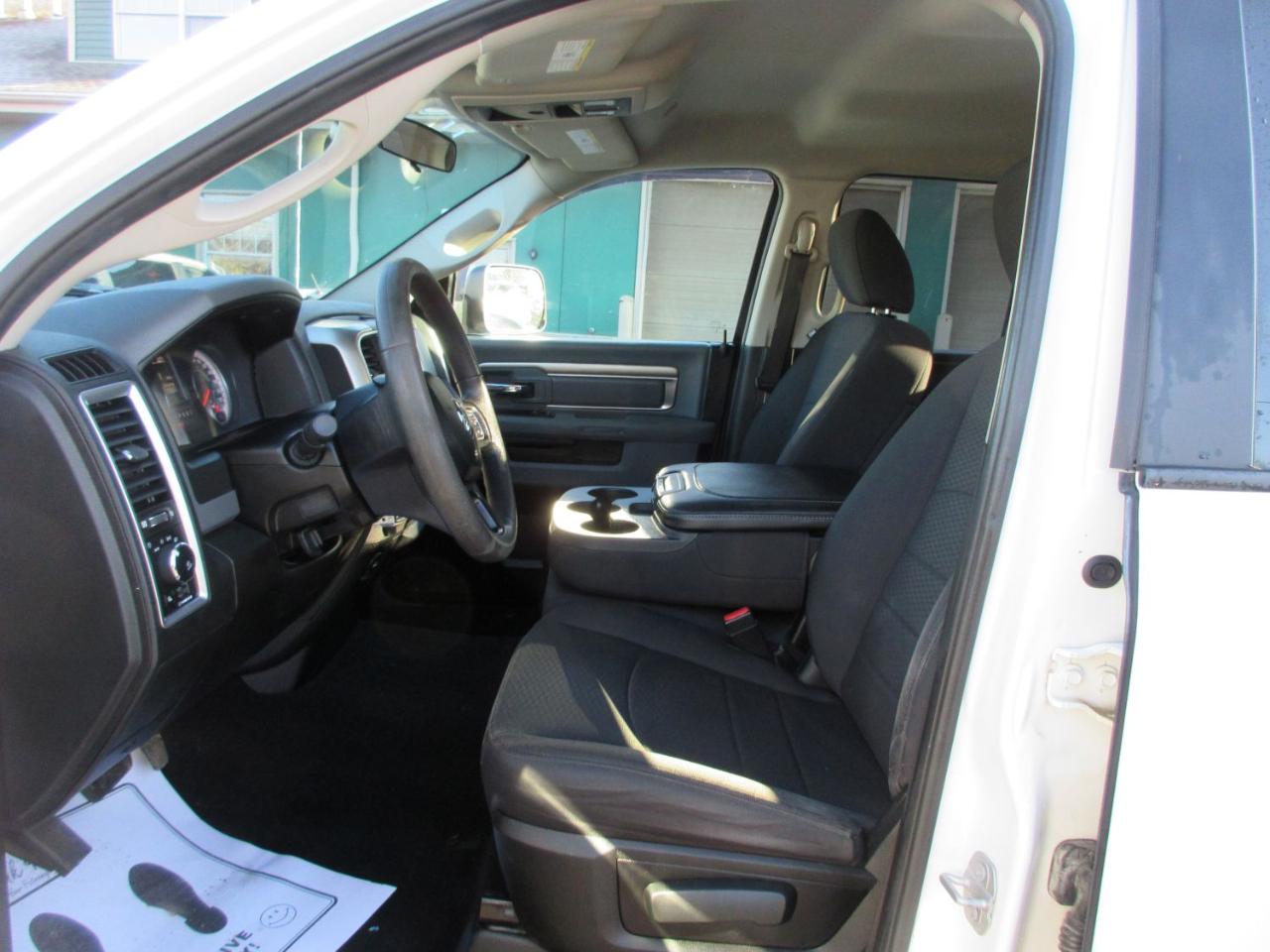 RAM 1500 Classic Tradesman Quad Cab 4WD 2019