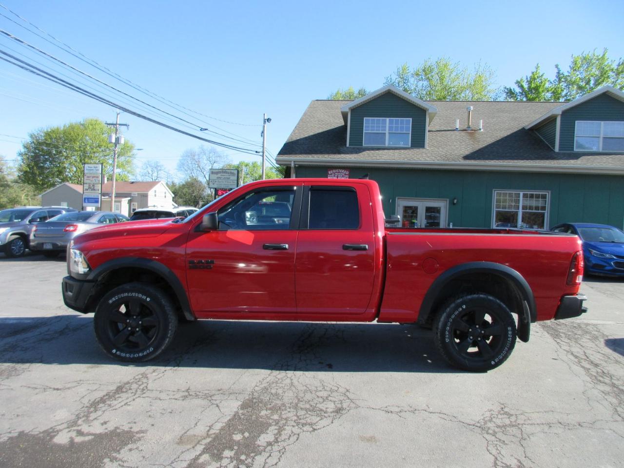 RAM 1500 SLT Quad Cab 4WD 2021