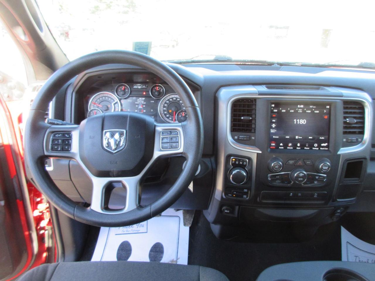 RAM 1500 SLT Quad Cab 4WD 2021