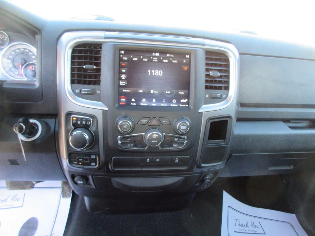 RAM 1500 SLT Quad Cab 4WD 2021