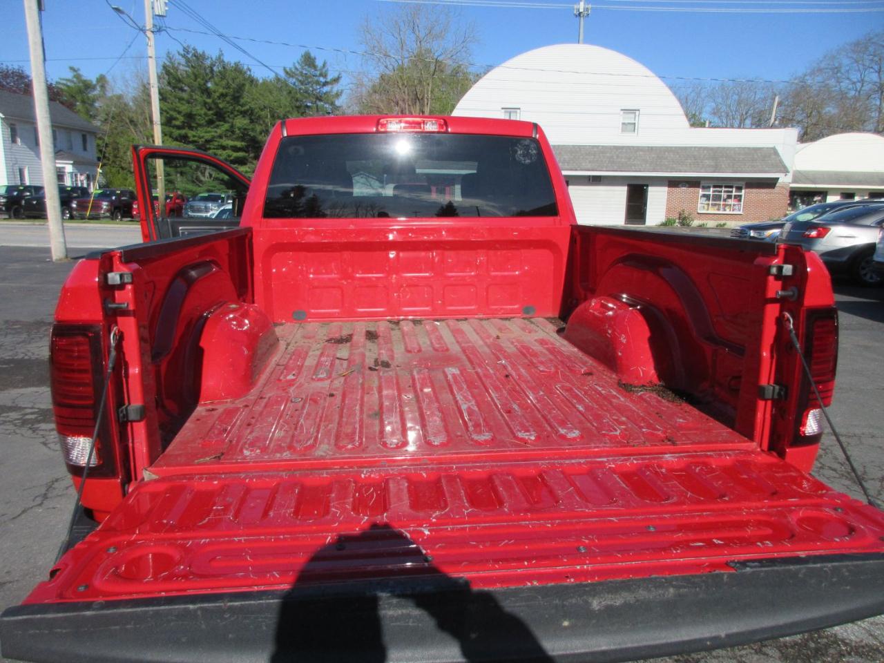 RAM 1500 SLT Quad Cab 4WD 2021