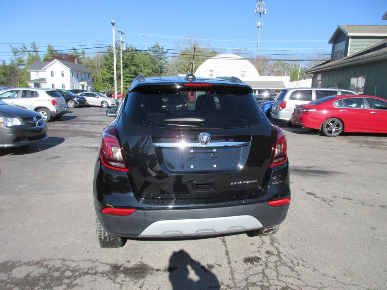 Buick Encore Preferred FWD 2021