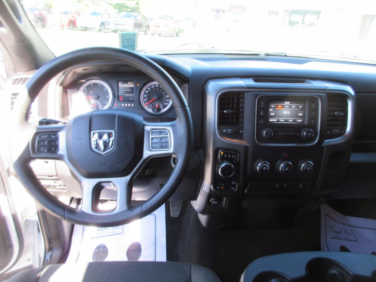 RAM 1500 SLT Quad Cab 4WD 2021