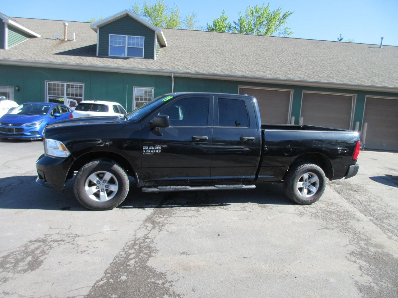 RAM 1500 Classic Tradesman Quad Cab 4WD 2019