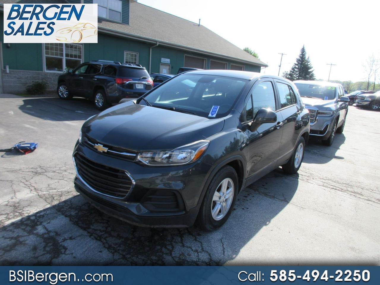 2019 Chevrolet Trax LS's photo