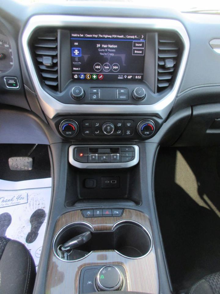 GMC Acadia SLE 2023