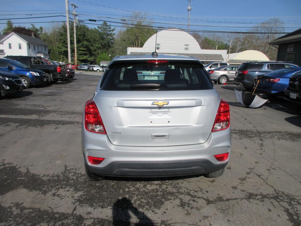 Chevrolet Trax LS FWD 2020