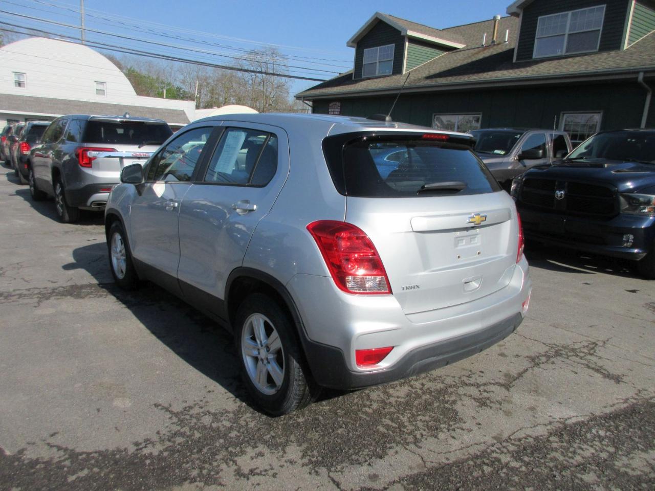 Chevrolet Trax LS FWD 2020