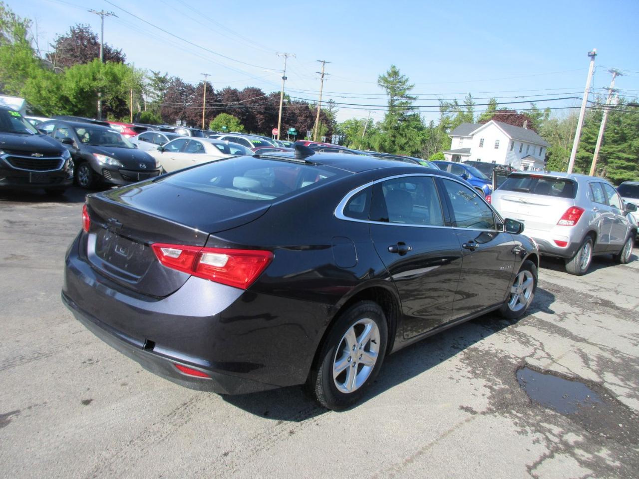 Chevrolet Malibu LS 2022