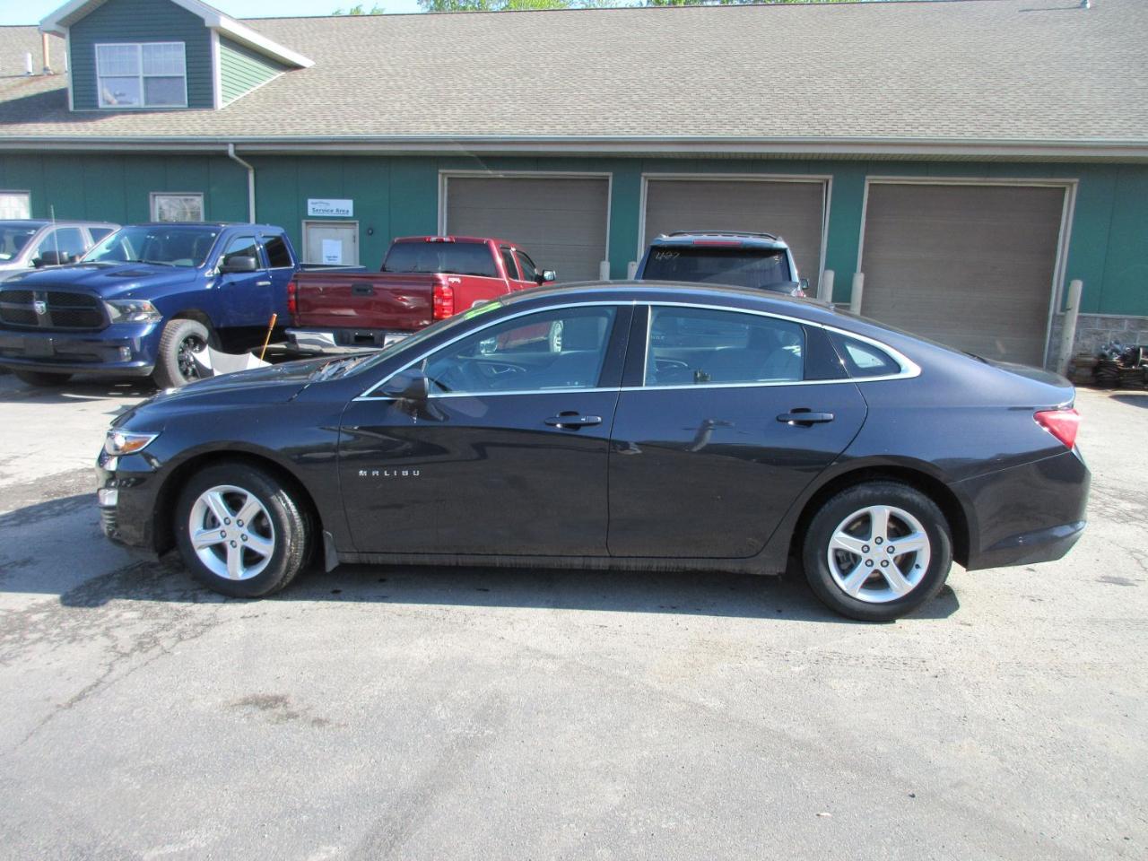 Chevrolet Malibu LS 2022