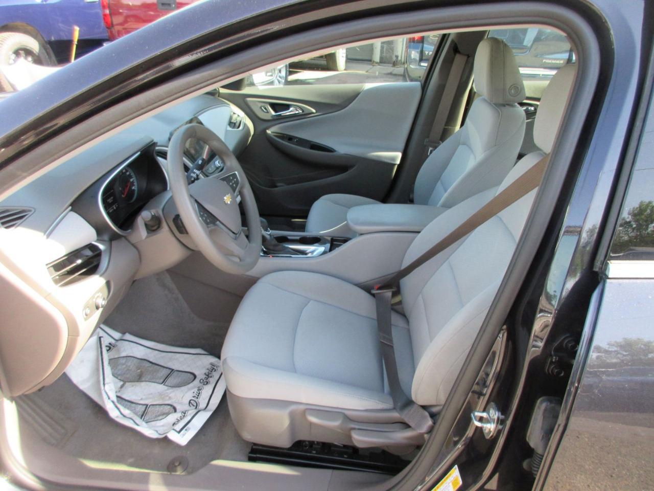 Chevrolet Malibu LS 2022