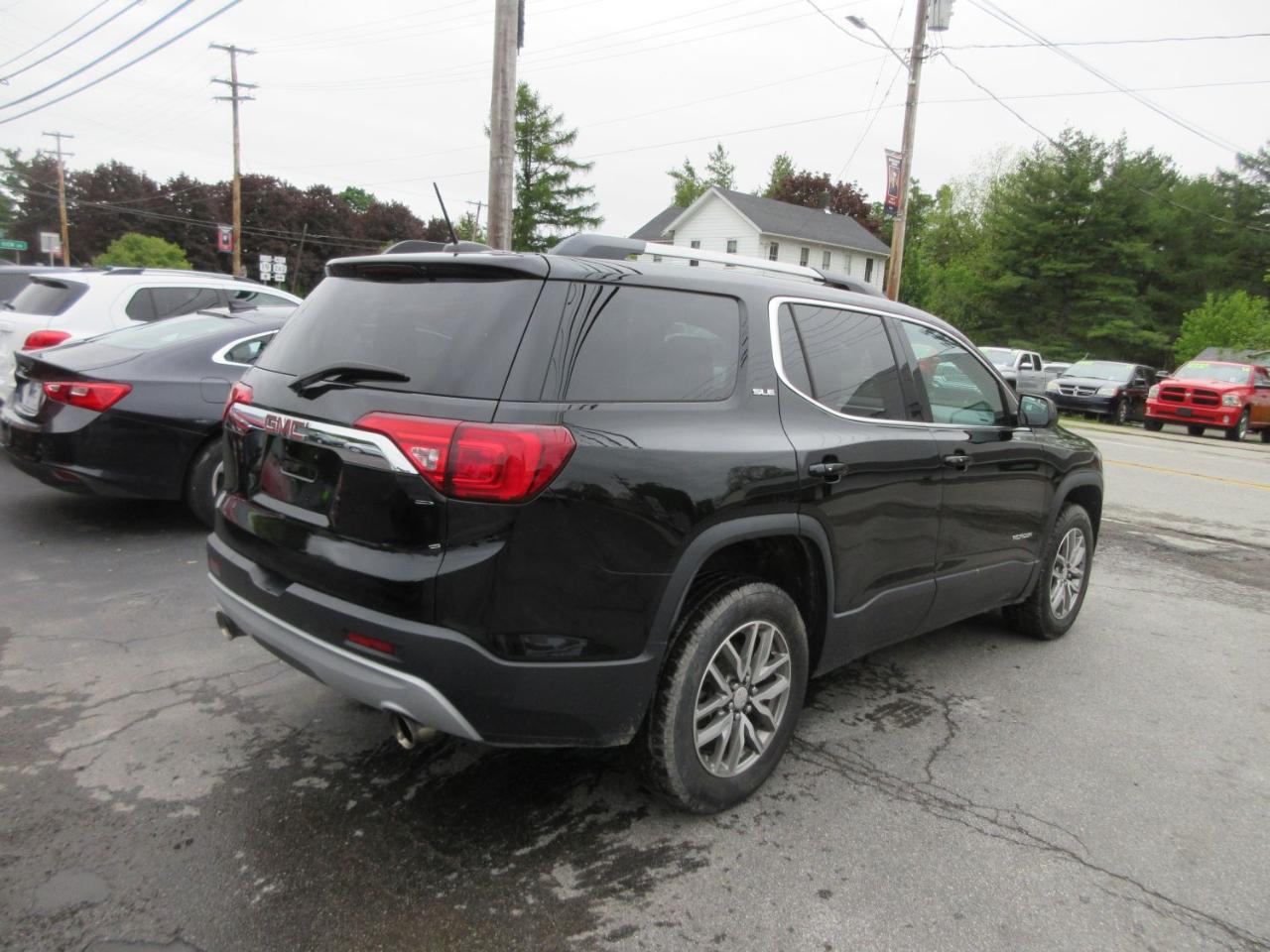 GMC Acadia SLE-2 AWD 2019