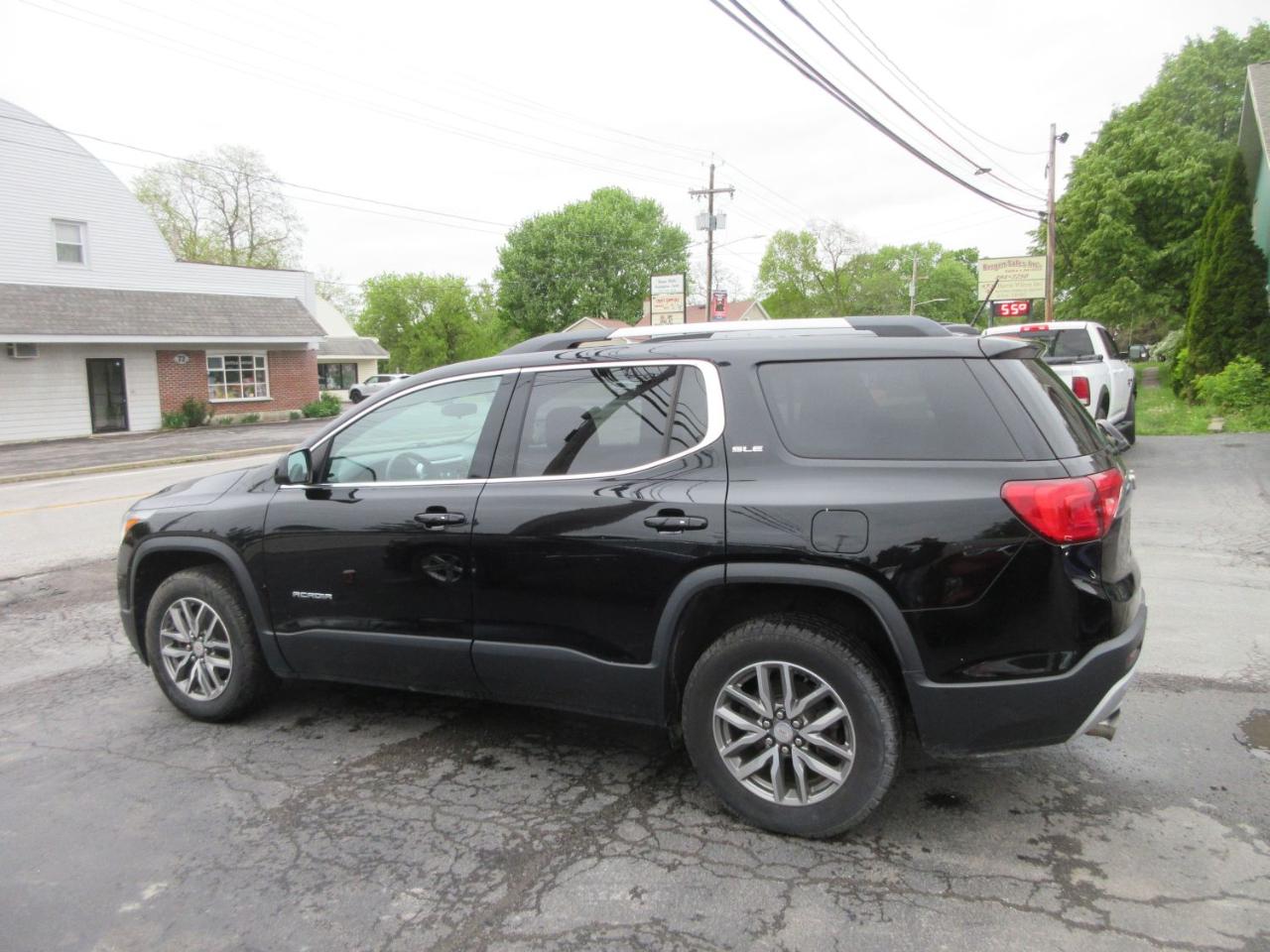 GMC Acadia SLE-2 AWD 2019
