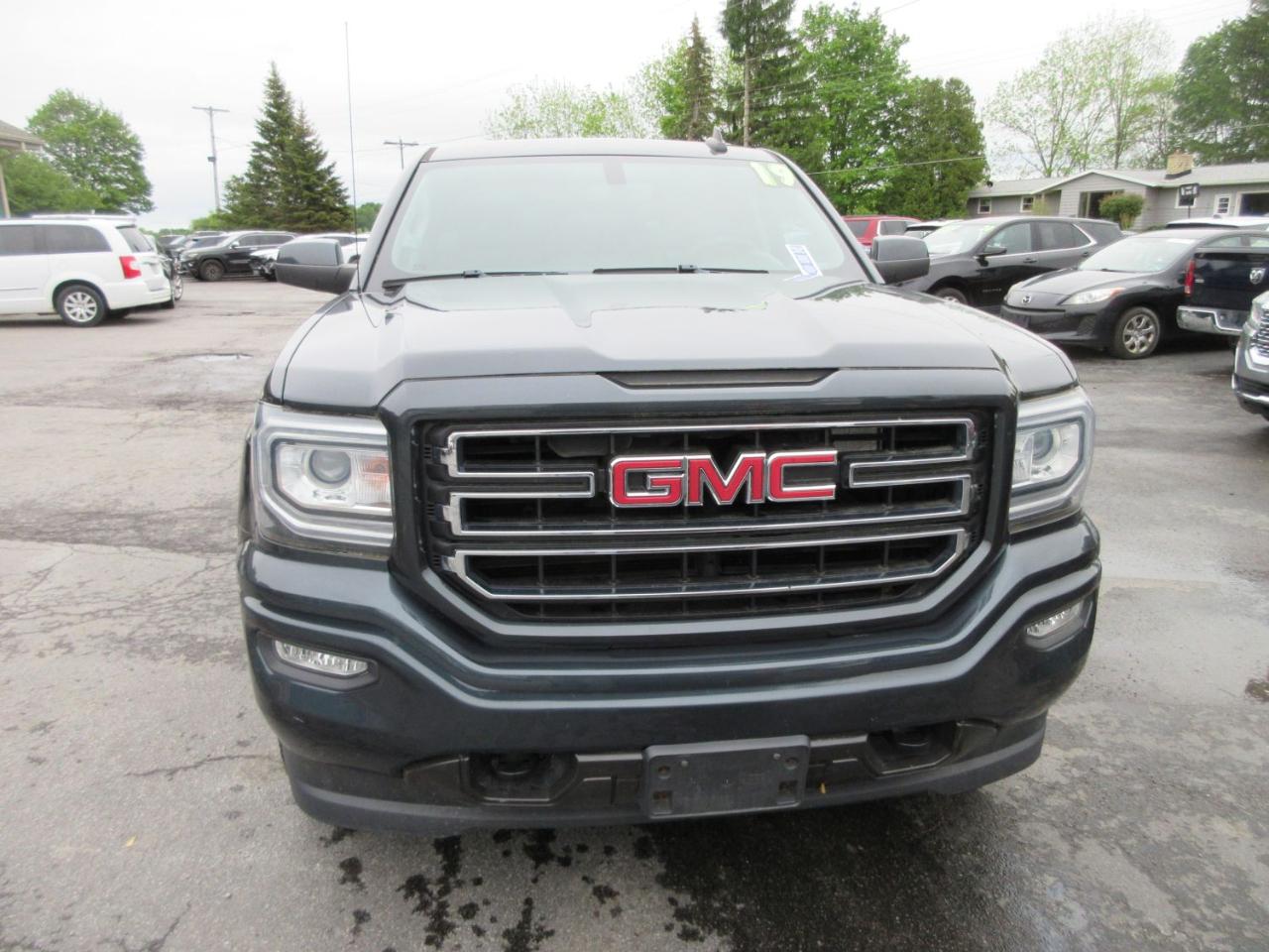 GMC Sierra 1500 Base Double Cab 4WD 2019