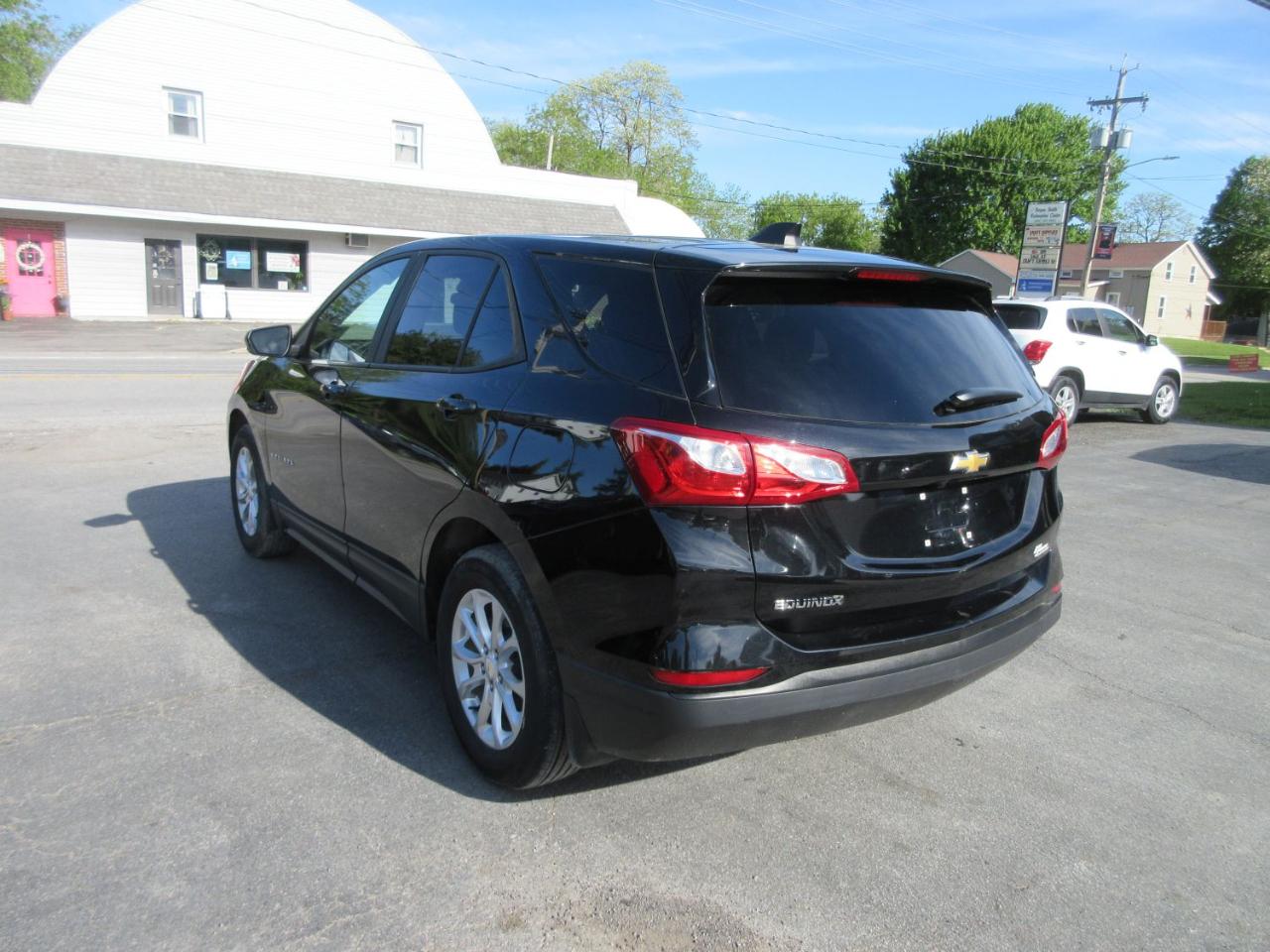 Chevrolet Equinox LS 2WD 2020