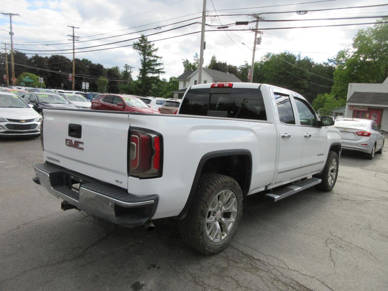 GMC Sierra 1500 SLT Double Cab 4WD 2017