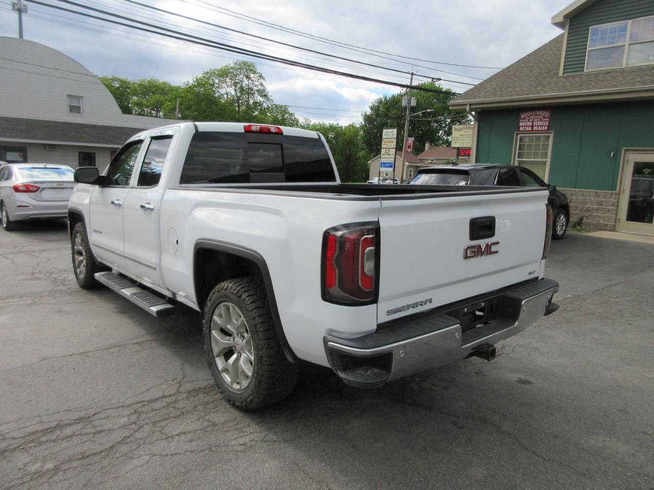 GMC Sierra 1500 SLT Double Cab 4WD 2017