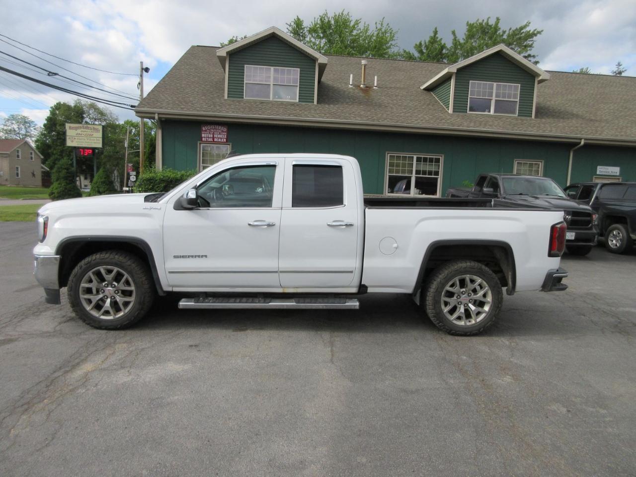 GMC Sierra 1500 SLT Double Cab 4WD 2017