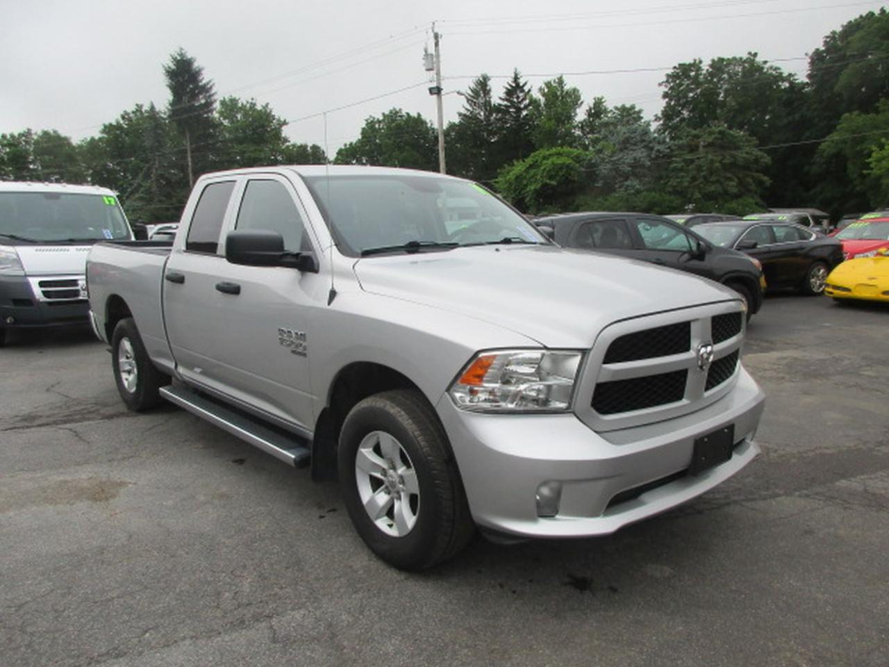 RAM 1500 Classic Tradesman Quad Cab 4WD 2019