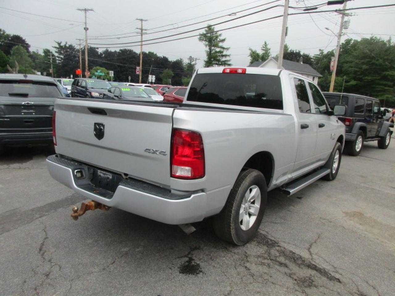 RAM 1500 Classic Tradesman Quad Cab 4WD 2019